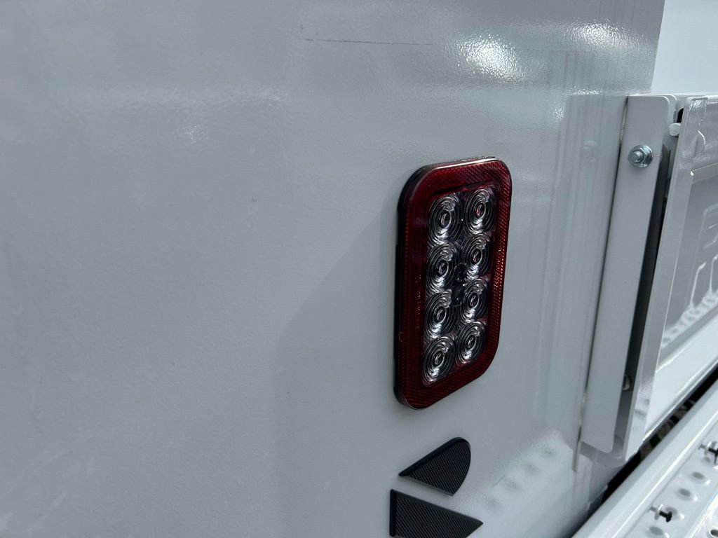 New 2026 Ford F550 4x4 Regular Cab Super Duty image 28