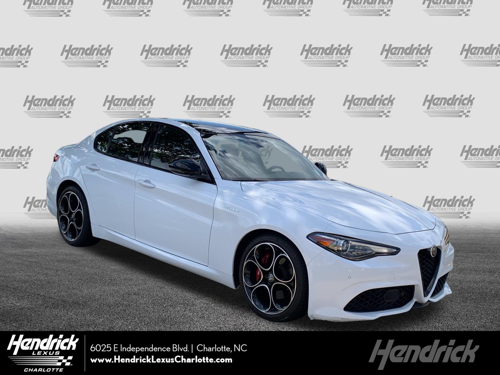 Used 2022 Alfa Romeo Giulia Veloce RWD video 1