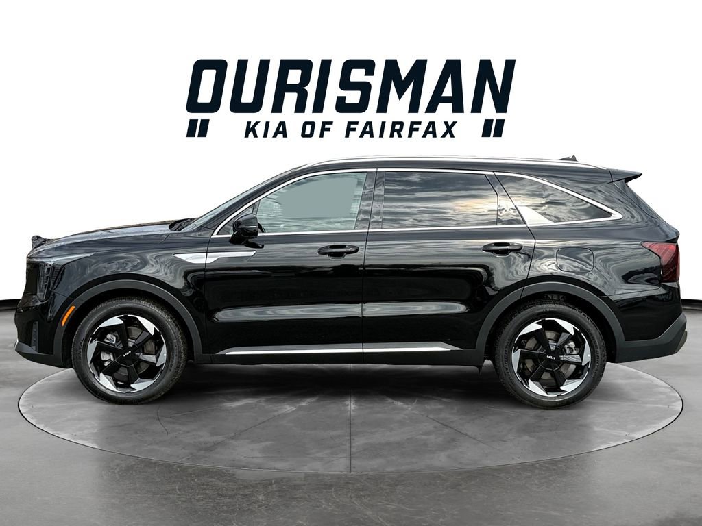 Certified 2025 Kia Sorento EX image 3