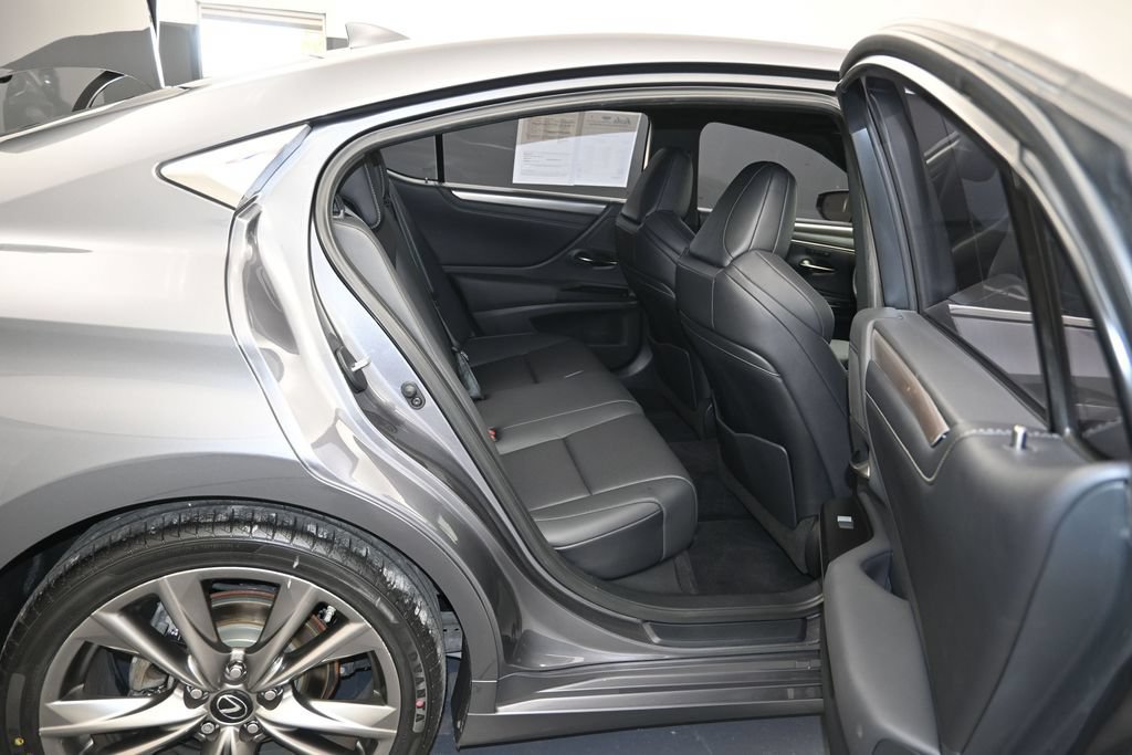 Used 2020 Lexus ES 350 F Sport w/ Accessory Package 2 FWD image 26