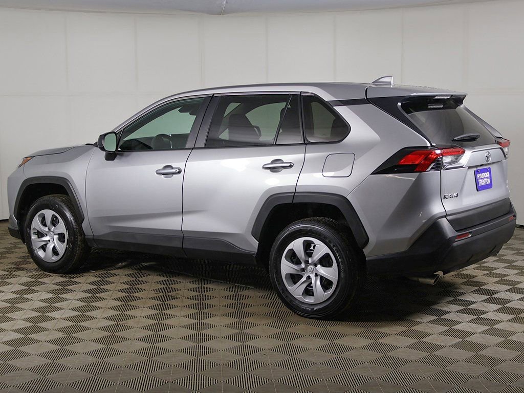 Used 2024 Toyota RAV4 LE image 6