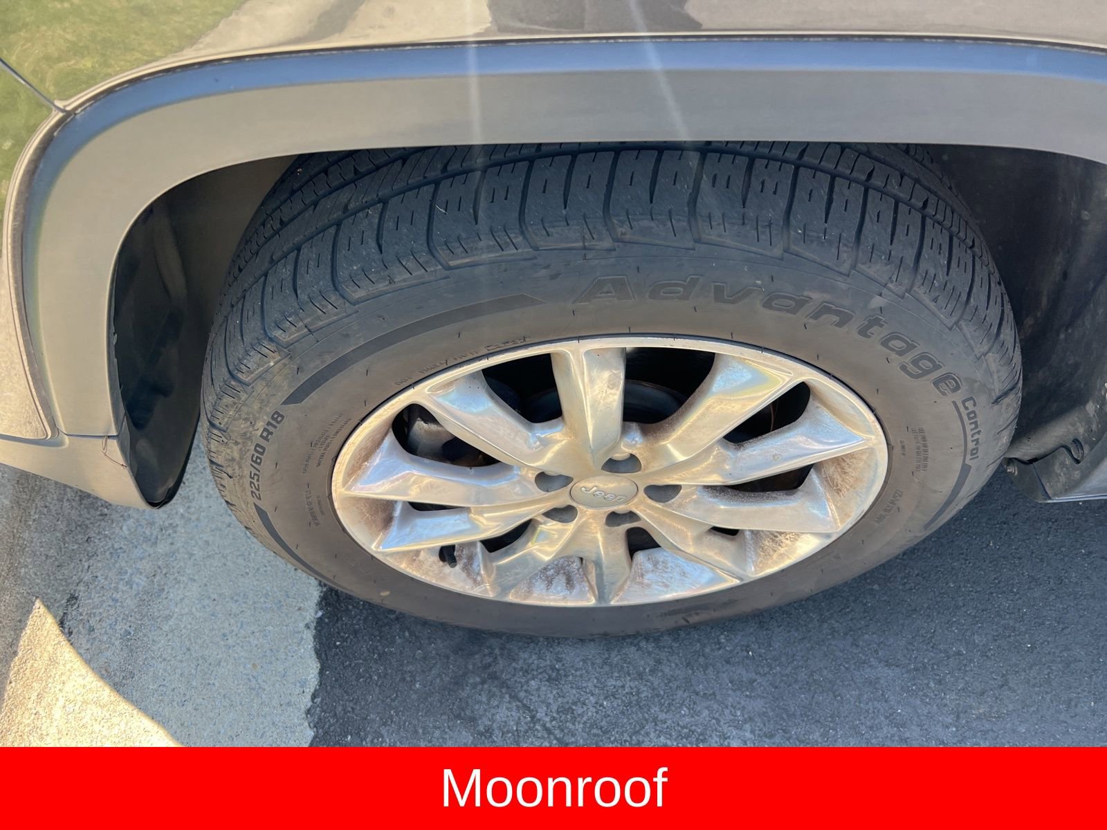 Used 2016 Jeep Cherokee Limited image 10