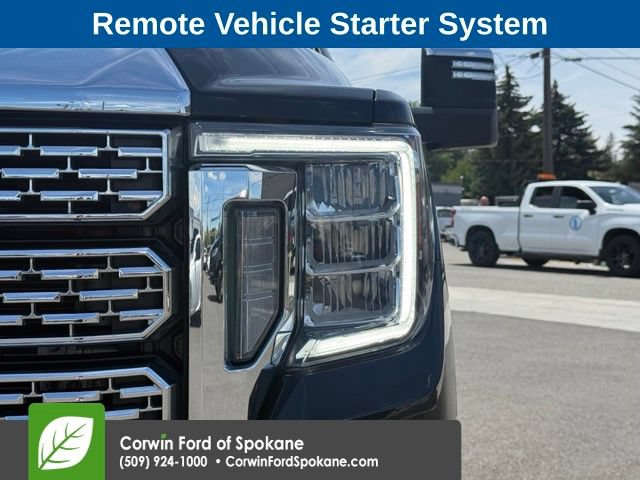 Used 2021 GMC Sierra 3500 Denali w/ Denali Ultimate Package AWD/4WD image 8