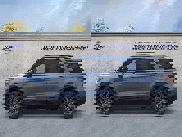New 2026 Ford Explorer ST-Line w/ ST-Line Street Pack image 3