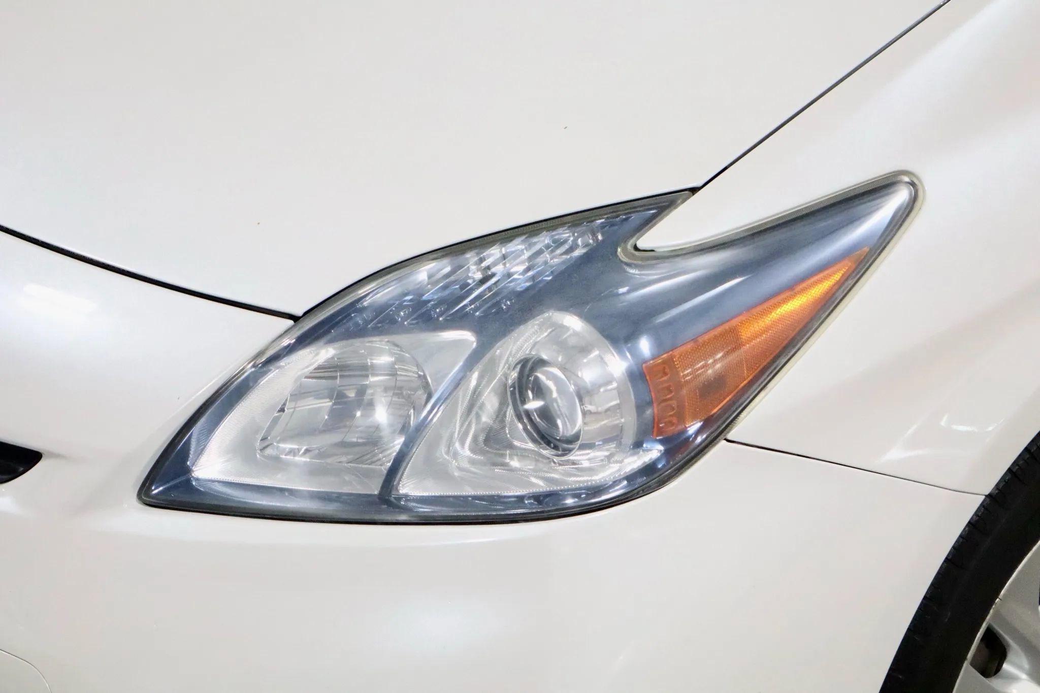 Used 2013 Toyota Prius Plug-In Hybrid image 4