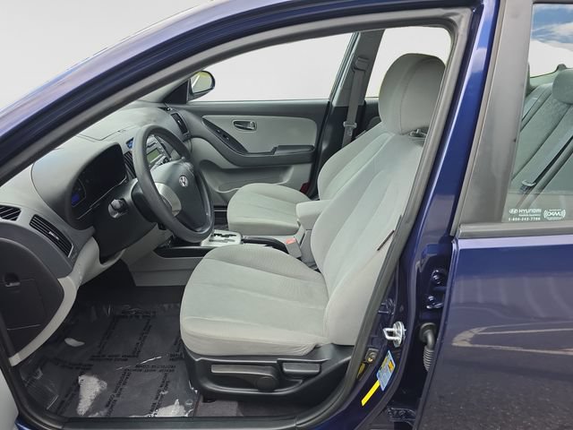 Used 2010 Hyundai Elantra GLS FWD image 11