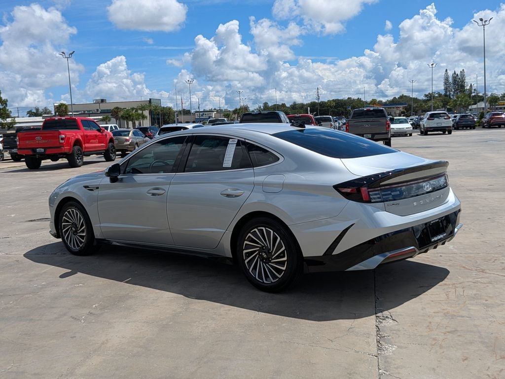 Used 2024 Hyundai Sonata SEL FWD image 6