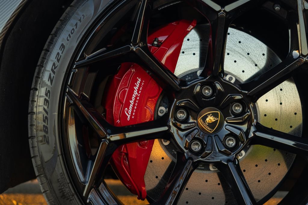 Used 2023 Lamborghini Urus Performante image 20