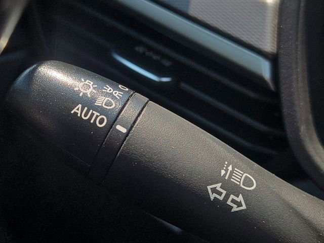 Used 2023 Nissan Altima 2.5 SR FWD image 27