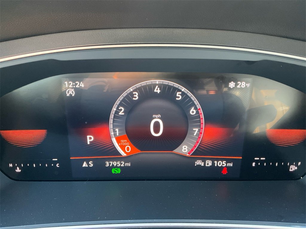 Used 2023 Volkswagen Tiguan SE R-Line image 18