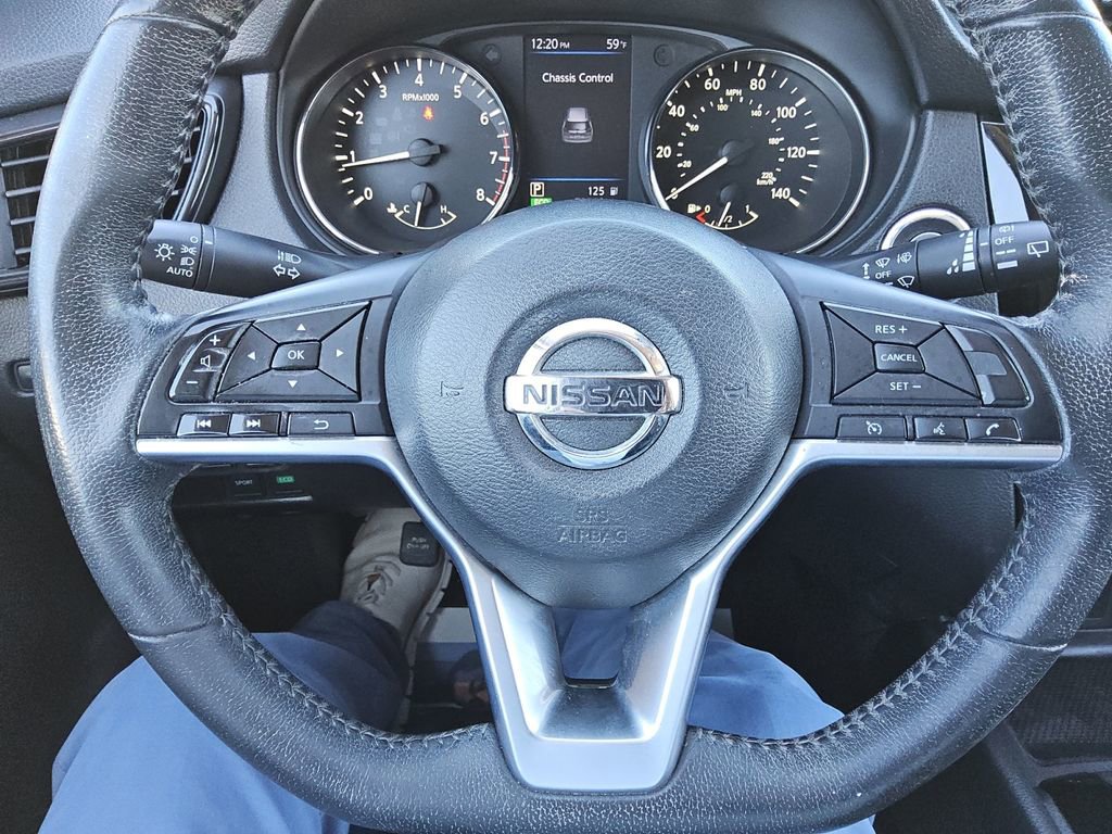 Used 2019 Nissan Rogue SV image 23