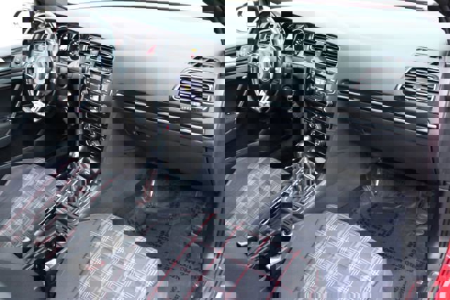 Used 2015 Volkswagen GTI S image 23