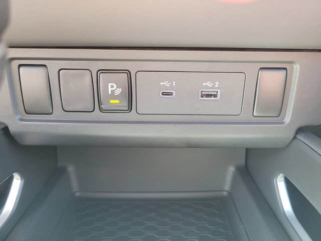 Certified 2024 Nissan Frontier SV w/ Technology Package AWD/4WD image 25