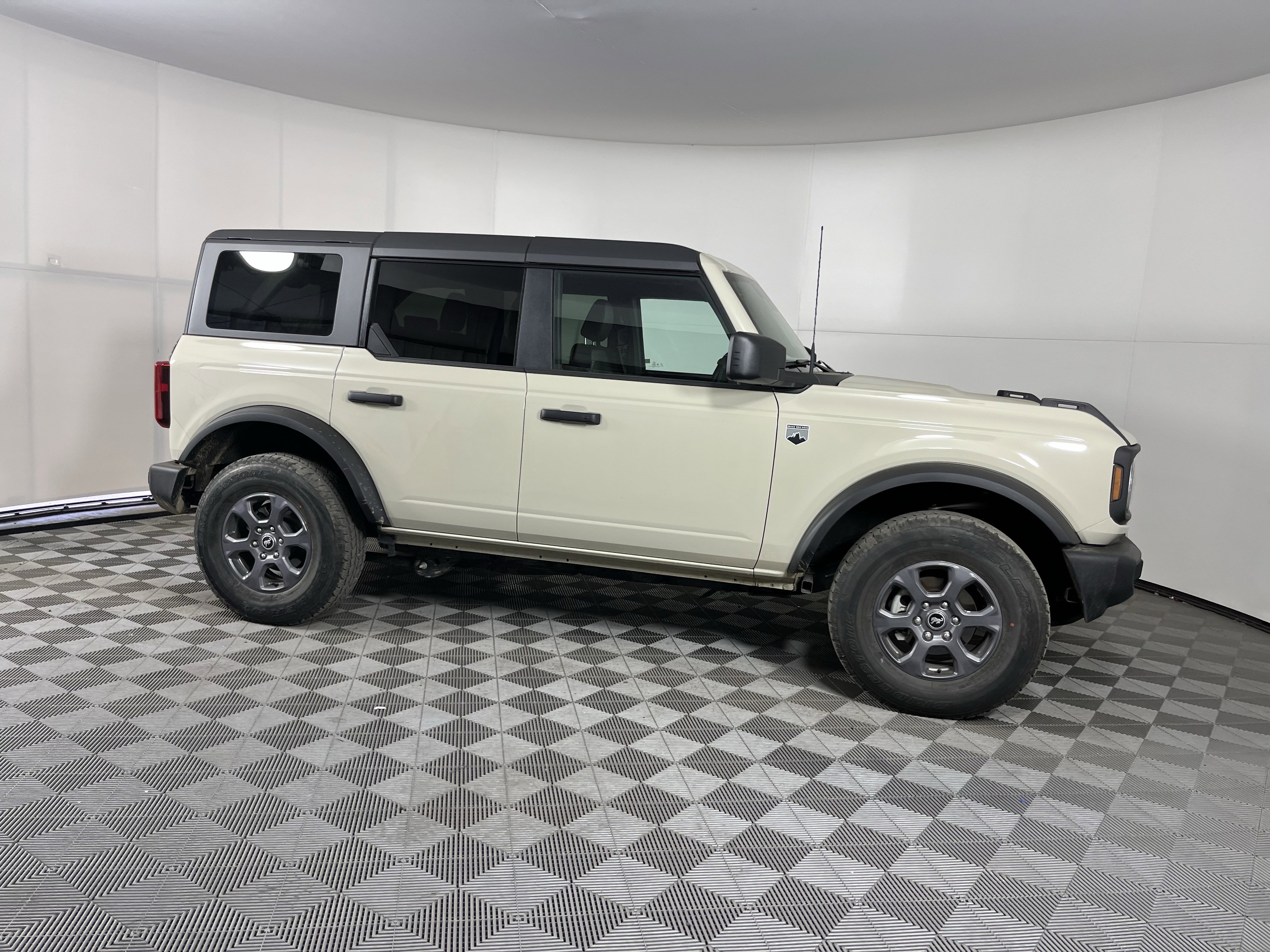 Used 2025 Ford Bronco Big Bend AWD/4WD image 6