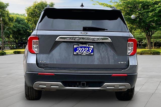 Certified 2023 Ford Explorer XLT w/ Equipment Group 202A AWD/4WD image 4