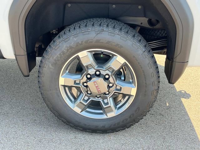 New 2025 GMC Sierra 2500 SLT image 12