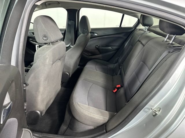 Used 2018 Chevrolet Cruze LT w/ Convenience Package image 25