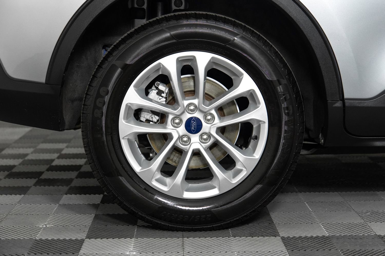 Used 2021 Ford Escape SE image 38