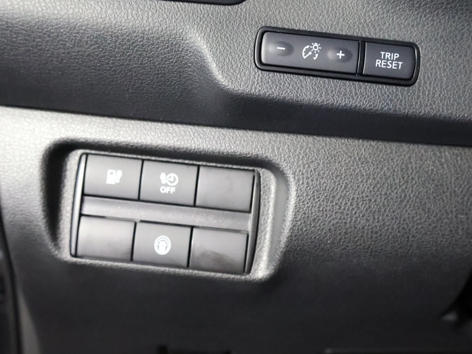 Used 2025 Nissan Leaf S FWD image 31