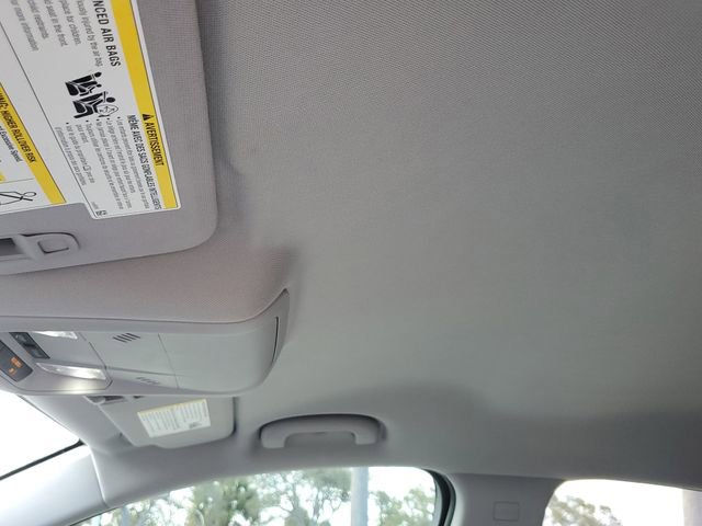 Used 2024 Chevrolet Equinox LS w/ LS Convenience Package image 30