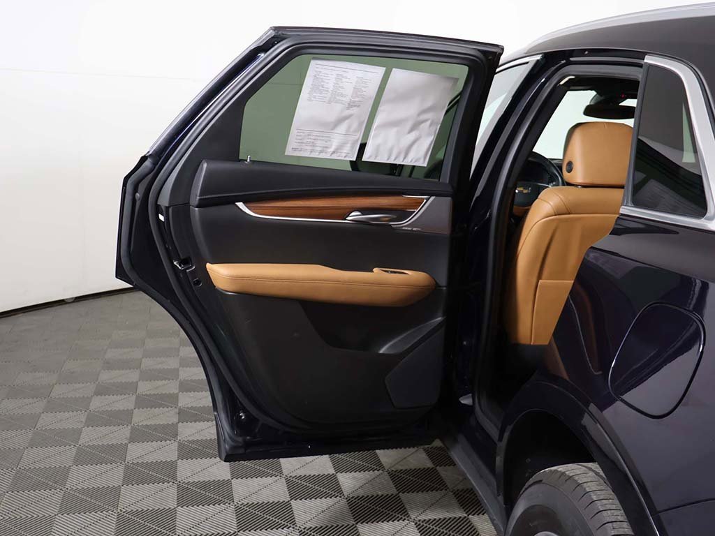 Used 2022 Cadillac XT5 Premium Luxury image 24