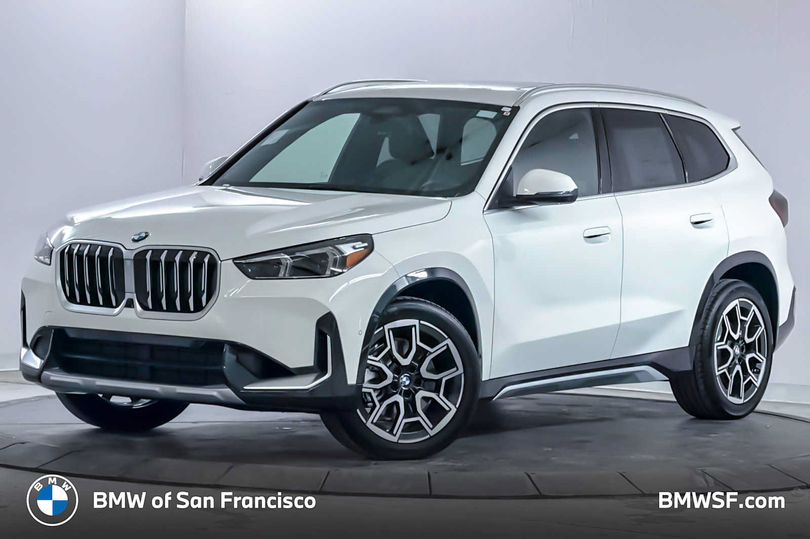 New 2026 BMW X1 xDrive28i w/ Technology Package AWD/4WD image 1