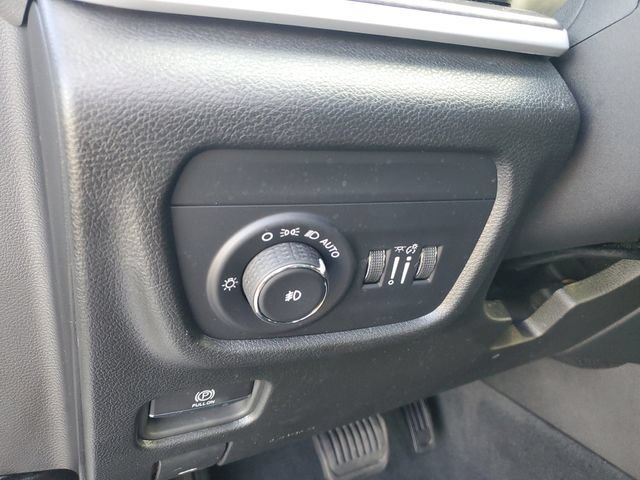 Used 2024 Jeep Grand Cherokee Limited AWD/4WD image 14