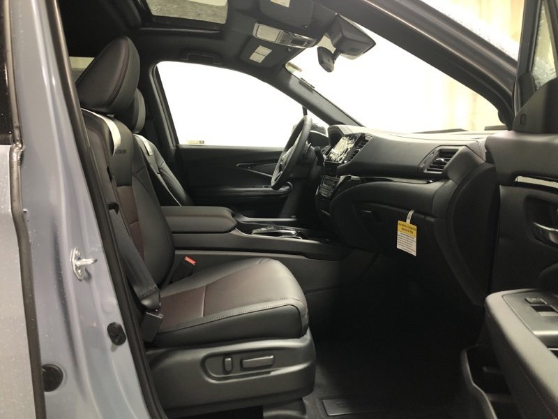 New 2026 Honda Ridgeline Black Edition image 13