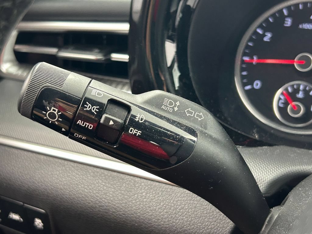 Used 2024 Kia K5 GT-Line w/ GT-Line Premium Package FWD image 30