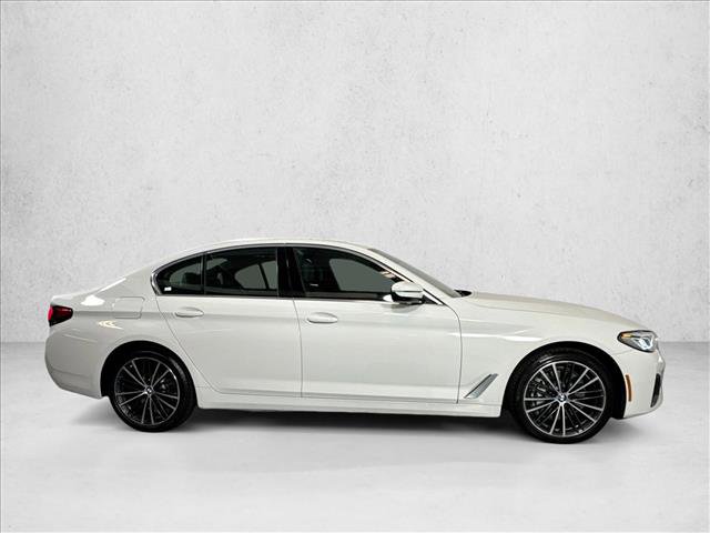 Used 2023 BMW 540i w/ Premium Package RWD image 4