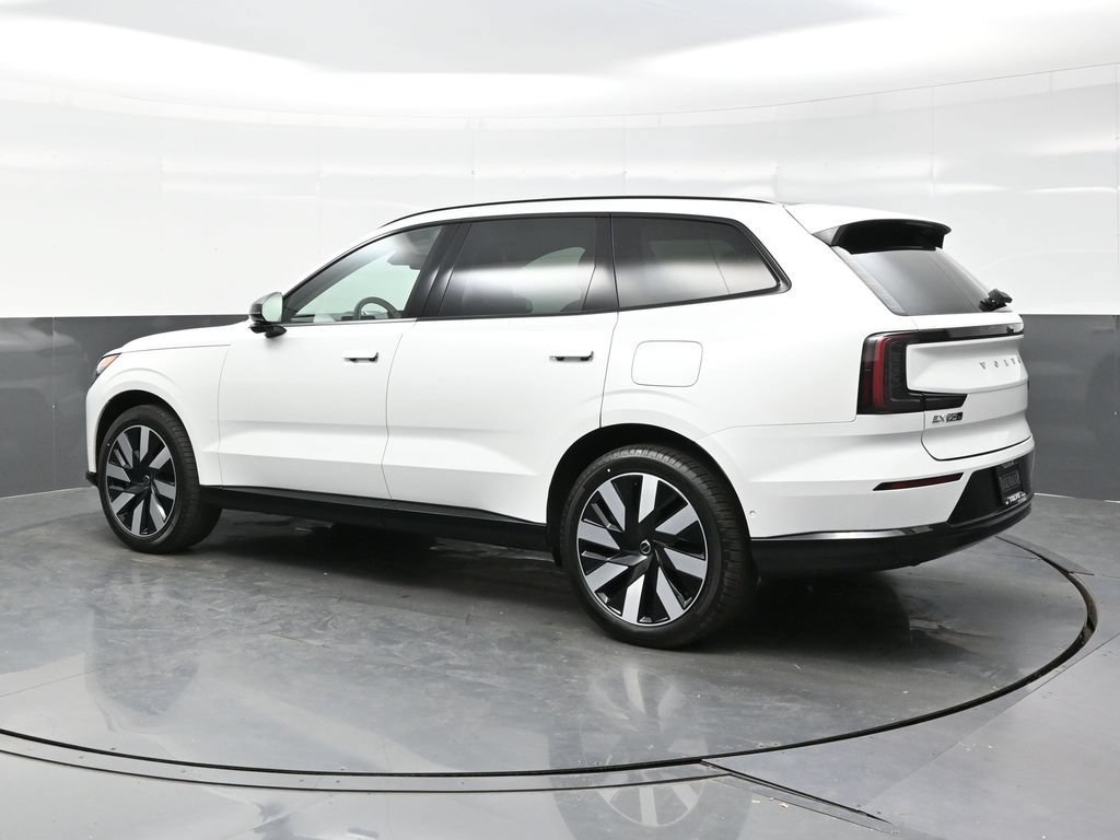New 2026 Volvo EX90 Plus AWD/4WD image 4