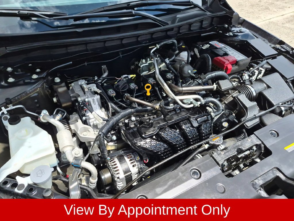 Used 2025 Nissan Altima 2.5 SV FWD image 33