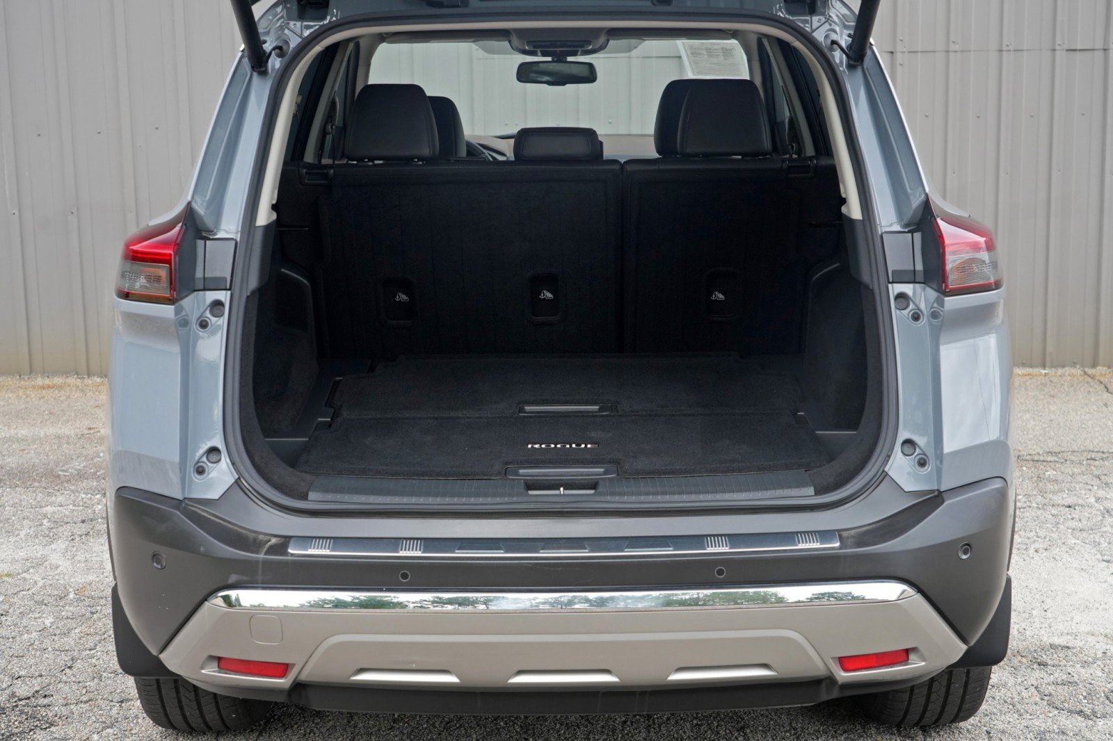 Used 2021 Nissan Rogue Platinum FWD image 9