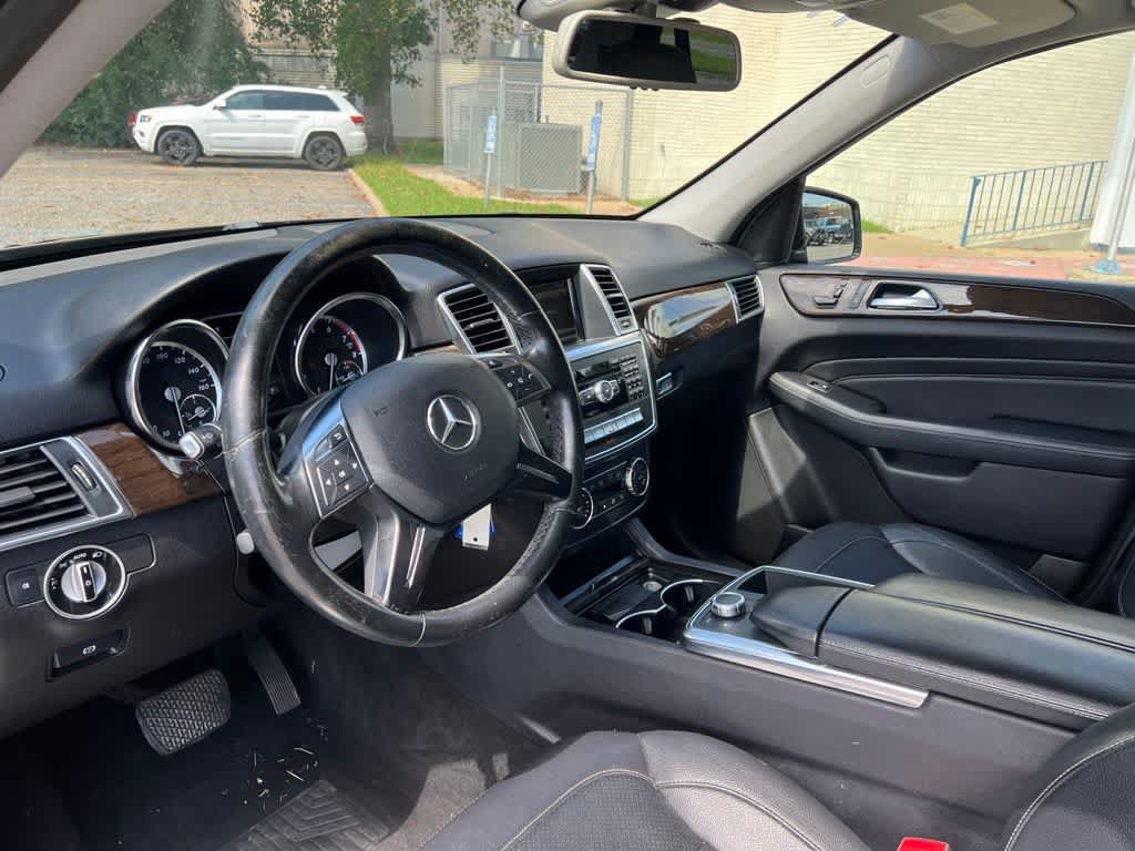 Used 2015 Mercedes-Benz ML 350 4MATIC w/ Premium 1 Package image 11