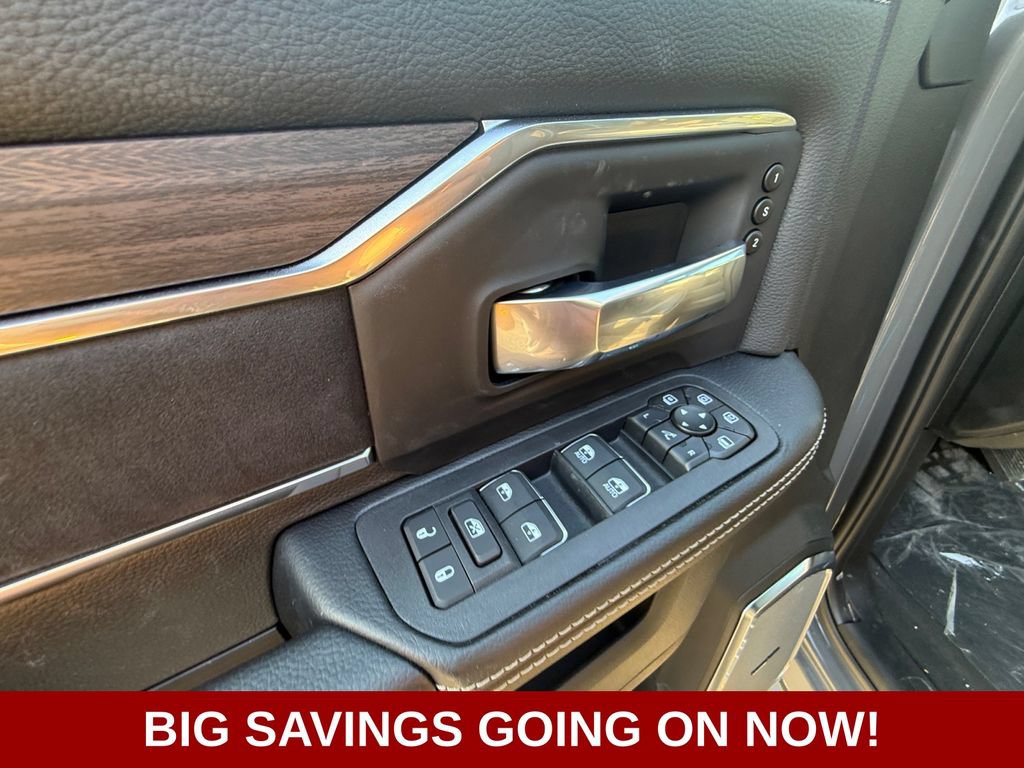 New 2026 RAM 2500 Laramie AWD/4WD image 19