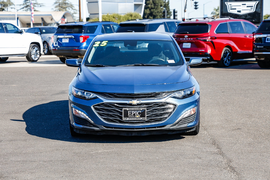 Used 2025 Chevrolet Malibu LT FWD image 6