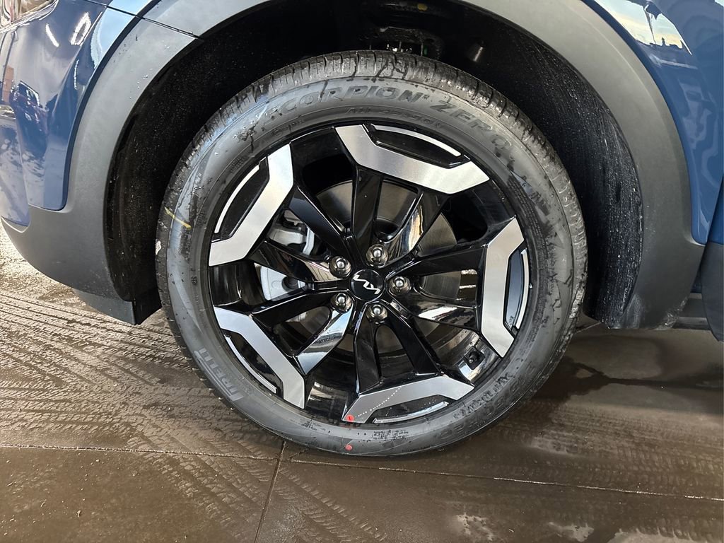 New 2025 Kia Telluride S image 12