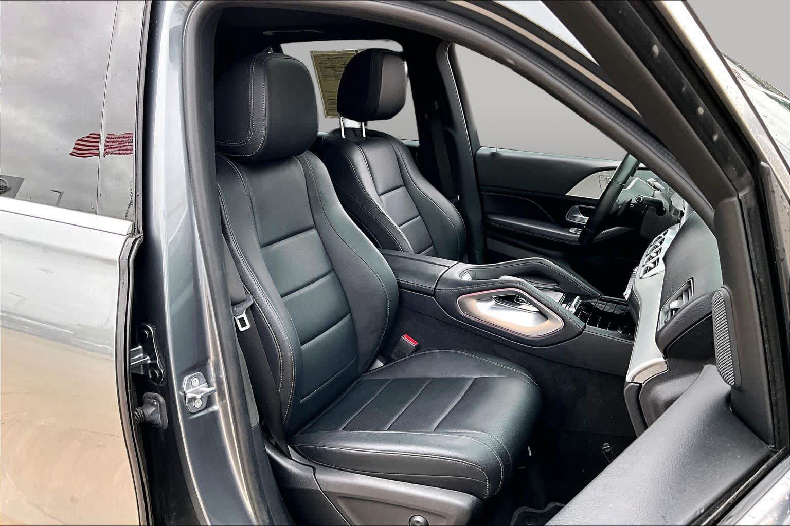 Used 2020 Mercedes-Benz GLE 350 w/ Premium Package image 7