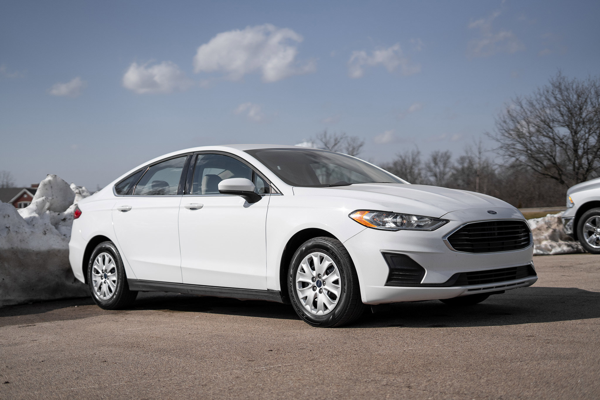 Used 2020 Ford Fusion S image 3