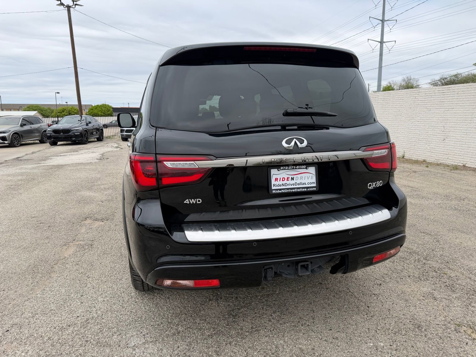 Used 2023 INFINITI QX80 Premium Select w/ Cargo Package image 5