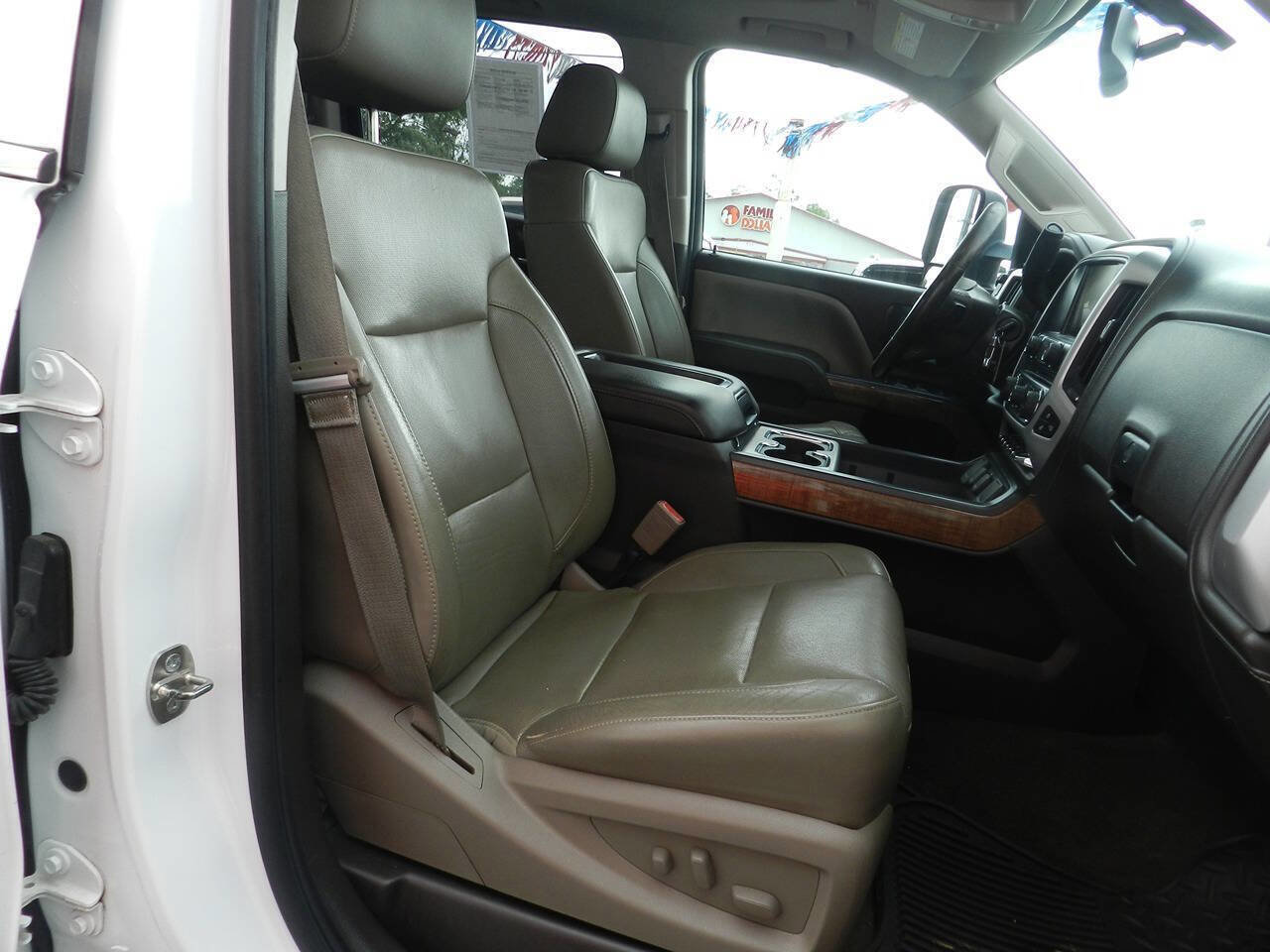 Used 2015 GMC Sierra 2500 SLT w/ Duramax Plus Package AWD/4WD image 11