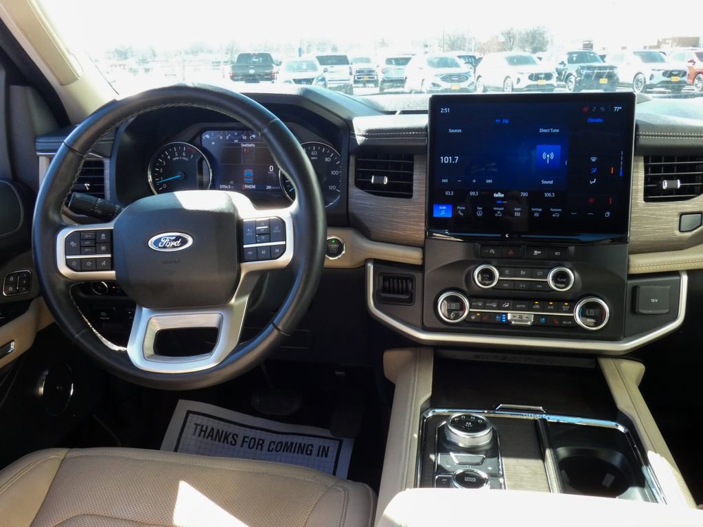 Used 2024 Ford Expedition Limited image 6
