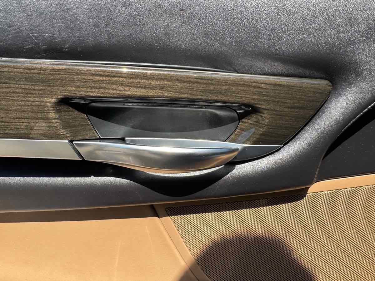 Used 2015 BMW 740Li image 30