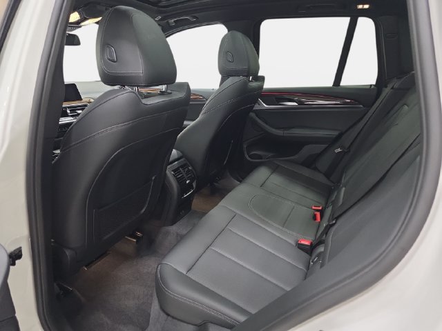 Certified 2024 BMW X3 xDrive30i w/ Convenience Package w/ZPA AWD/4WD image 10