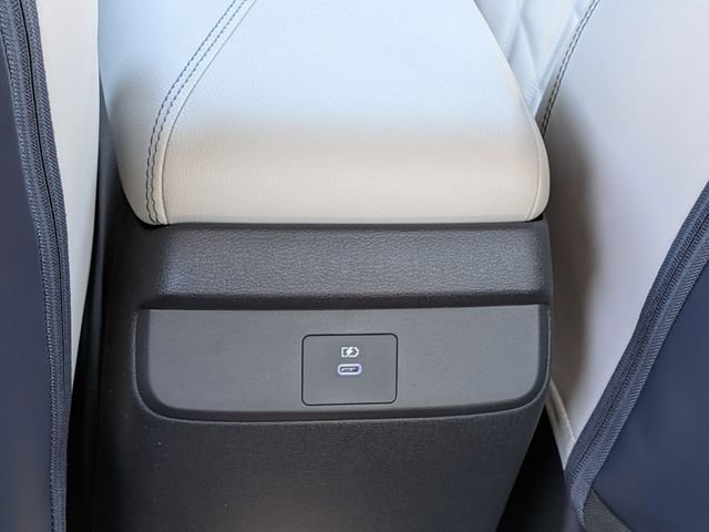 New 2026 Nissan Sentra SL w/ Floor Mat Package FWD image 31