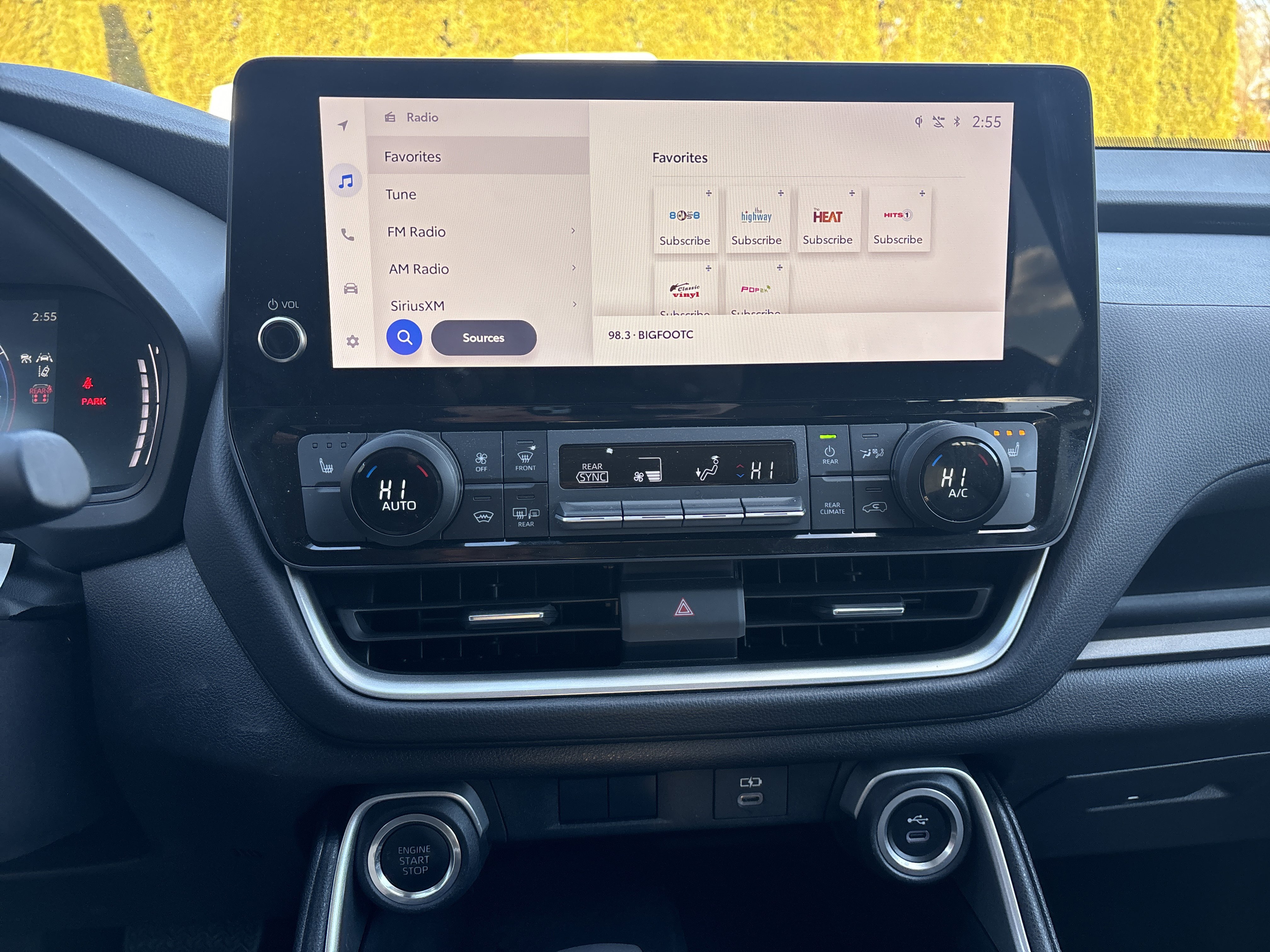 Used 2025 Toyota Grand Highlander AWD image 26