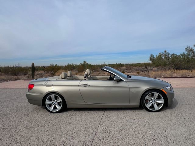 Used 2008 BMW 335i Convertible w/ Premium Pkg image 21