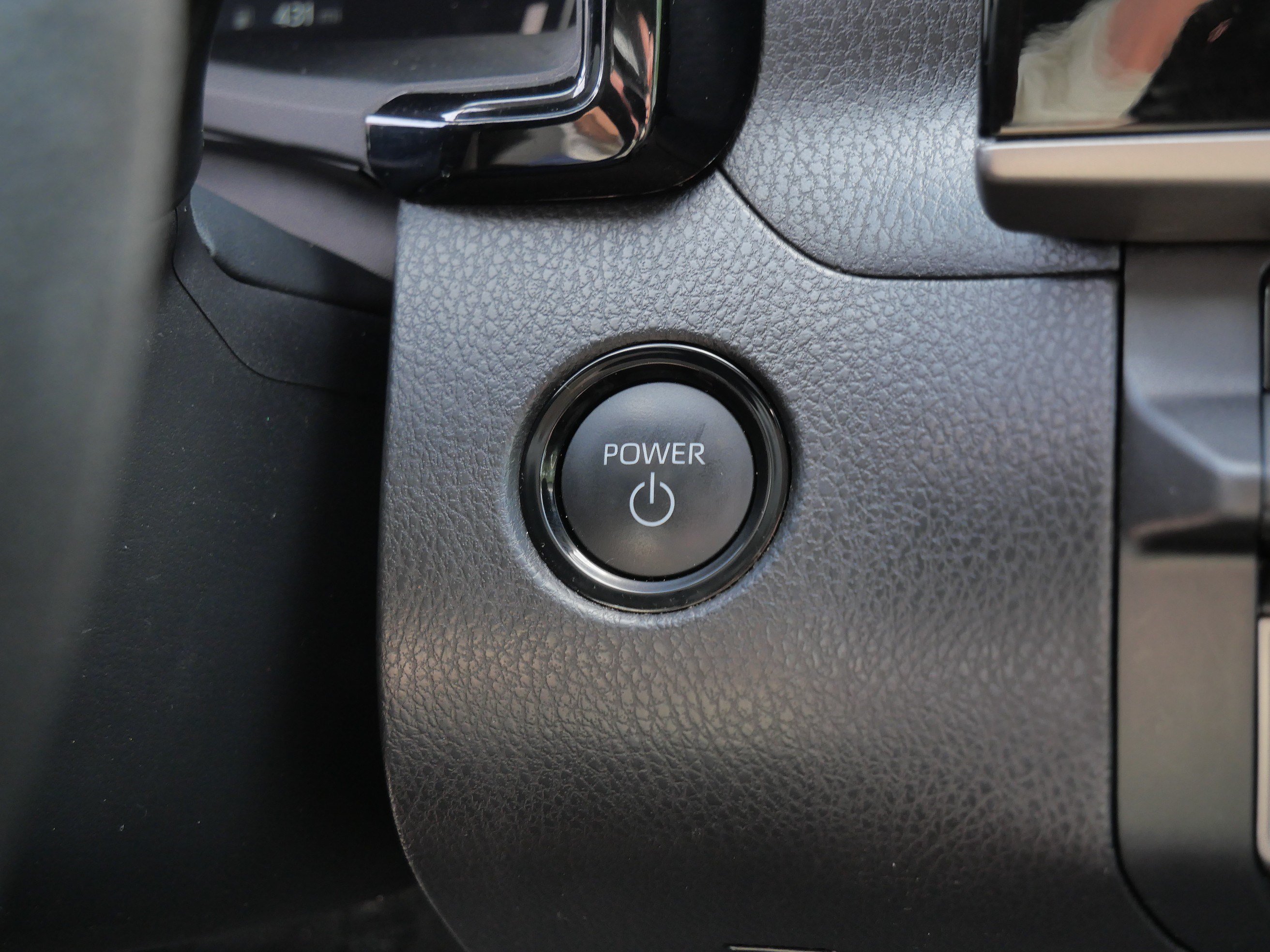 Certified 2025 Toyota Camry LE w/ Convenience Package FWD image 30