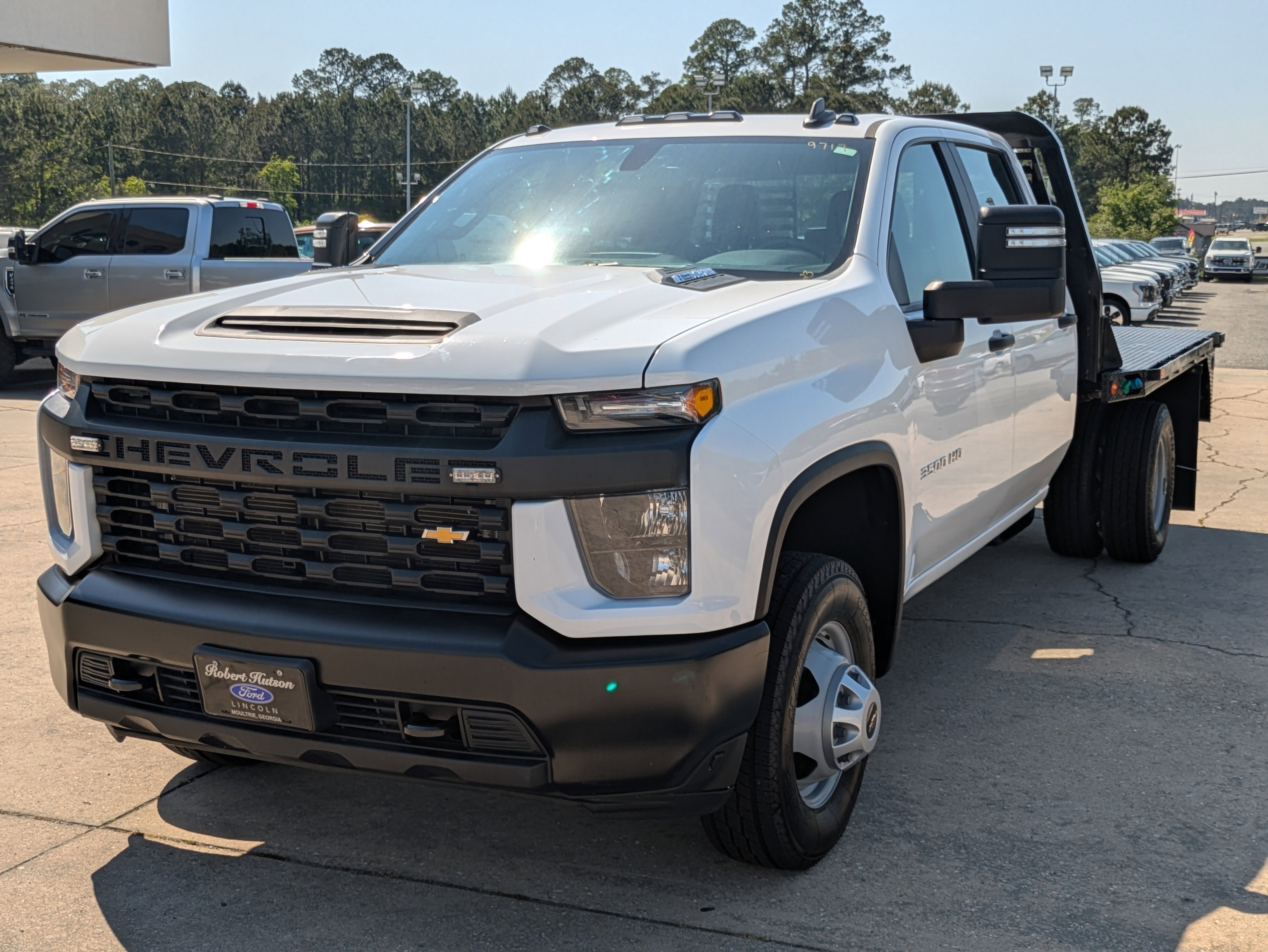 Used 2023 Chevrolet Silverado 3500 W/T w/ WT Fleet Convenience Package image 2