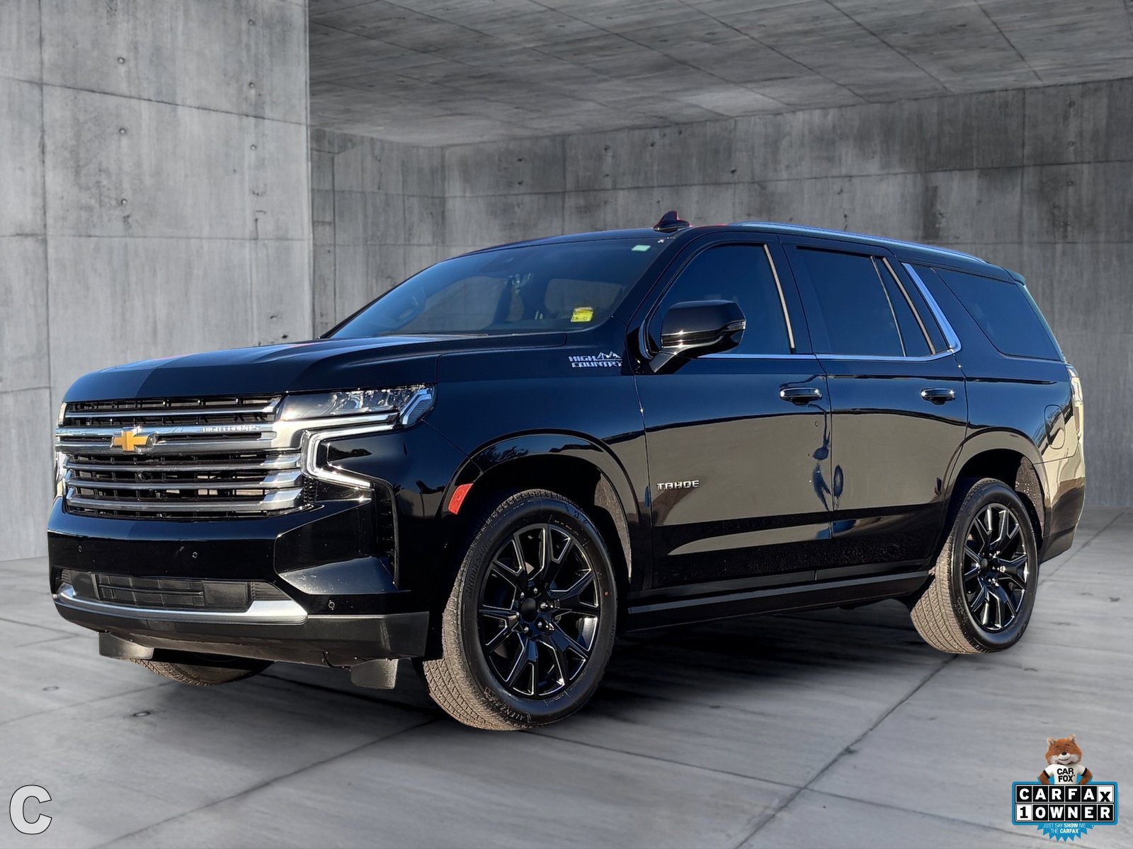 Certified 2024 Chevrolet Tahoe High Country AWD/4WD image 2